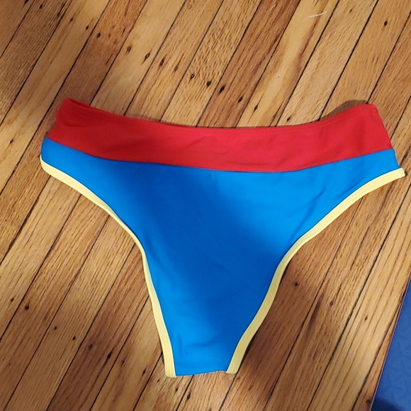 Four-Color Stitching High Waist Bikini - Picture 7 of 7